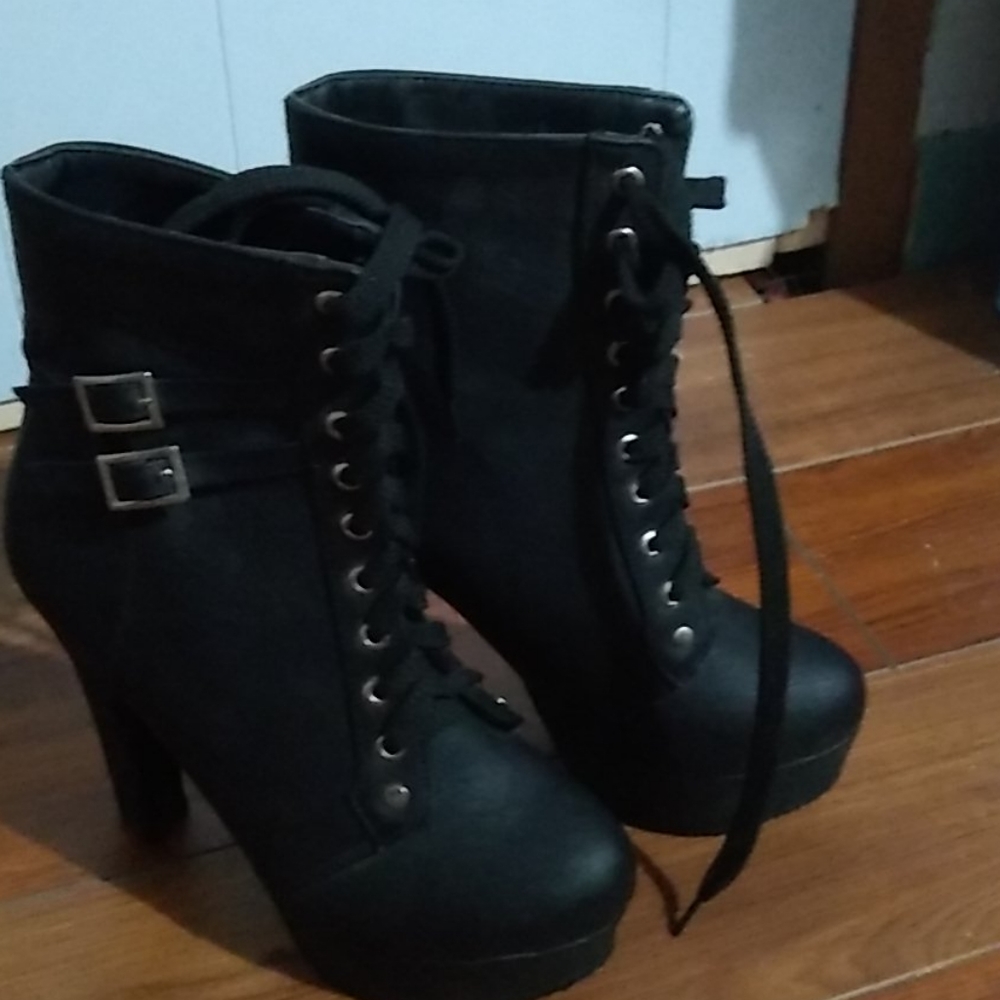Booties - Picture 1 of 3